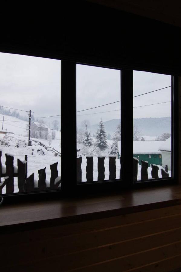 Буковеньки Гостинний Дім Та Котеджі Bukovel Exterior photo