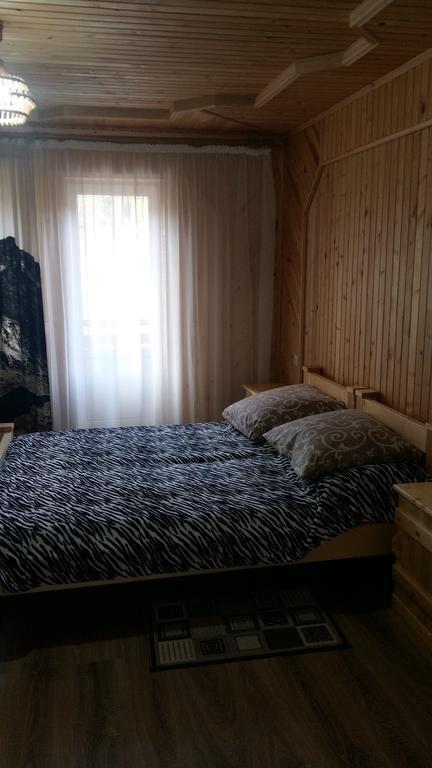 Буковеньки Гостинний Дім Та Котеджі Bukovel Exterior photo