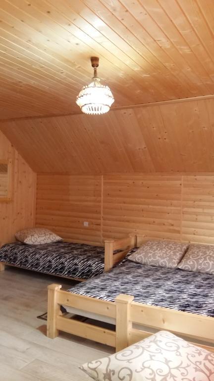 Буковеньки Гостинний Дім Та Котеджі Bukovel Exterior photo