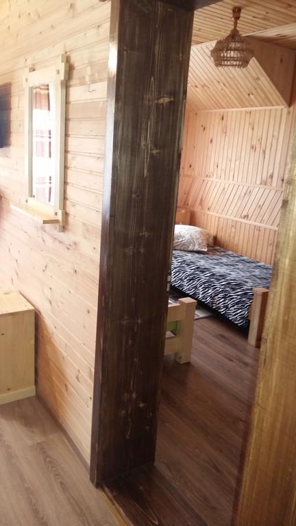 Буковеньки Гостинний Дім Та Котеджі Bukovel Exterior photo