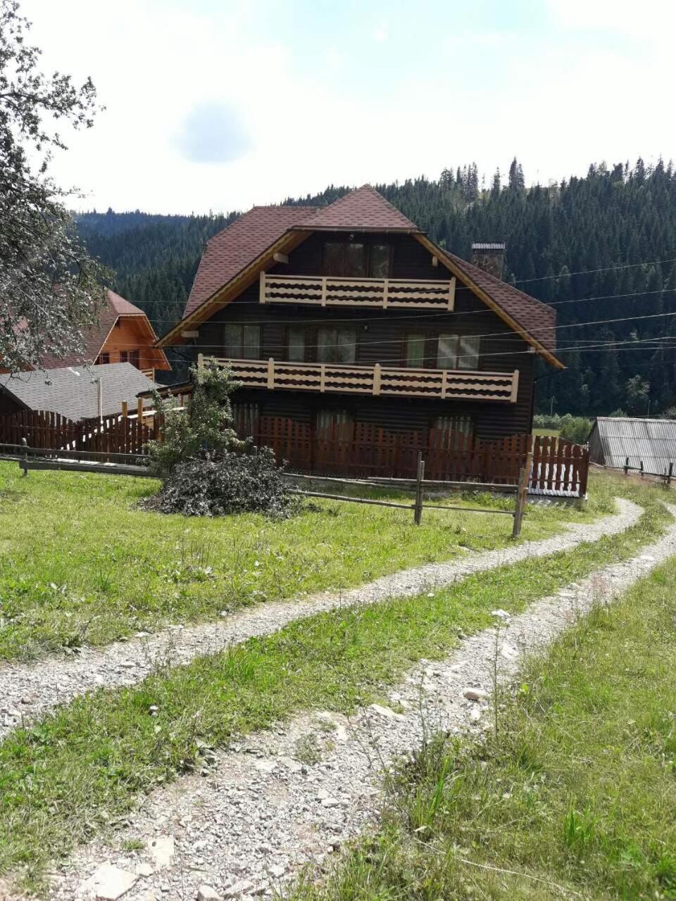 Буковеньки Гостинний Дім Та Котеджі Bukovel Exterior photo